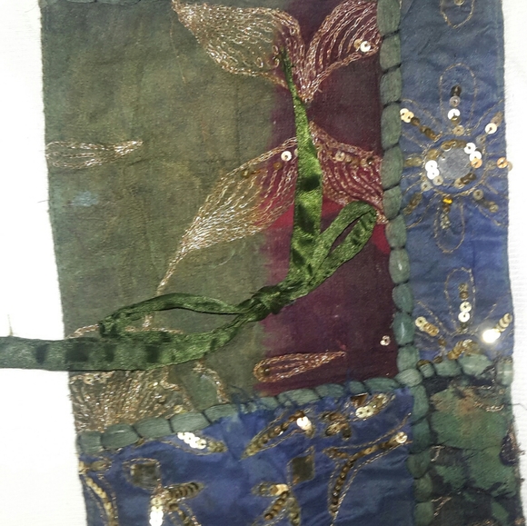 Beautiful vintage 1970s jewelry travel satchel. - Picture 2 of 4